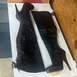 Bebe Georgina thigh high boots size 9 never worn